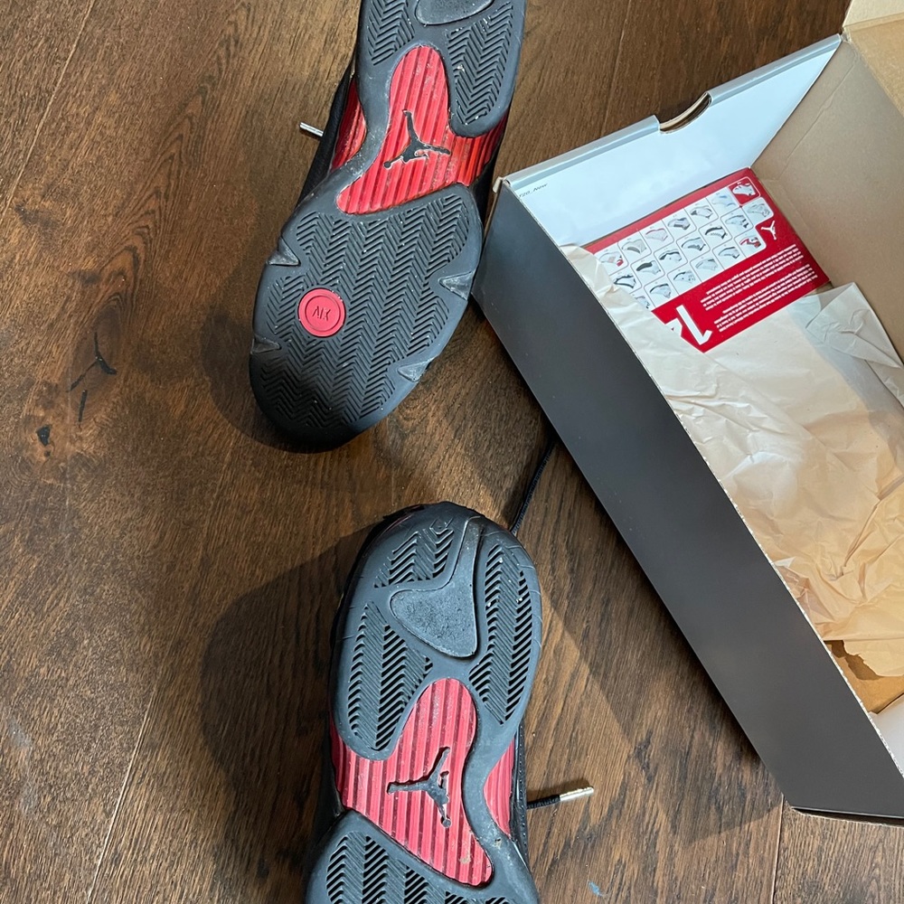Exclusive vintage Jordan 14s black and red sz 12 - Picture 6 of 8